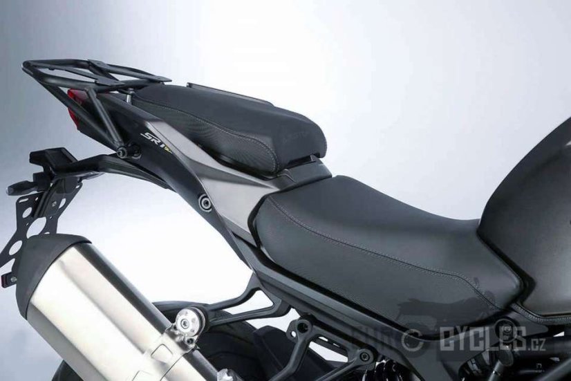 QJ-Motor SRT 900 S