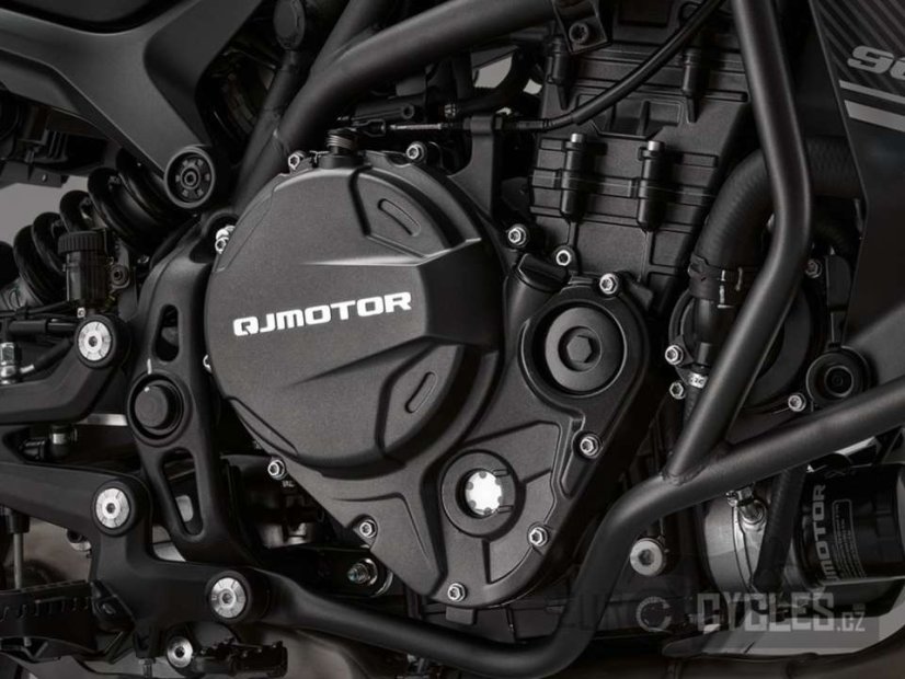 QJ-Motor SRT 900 S