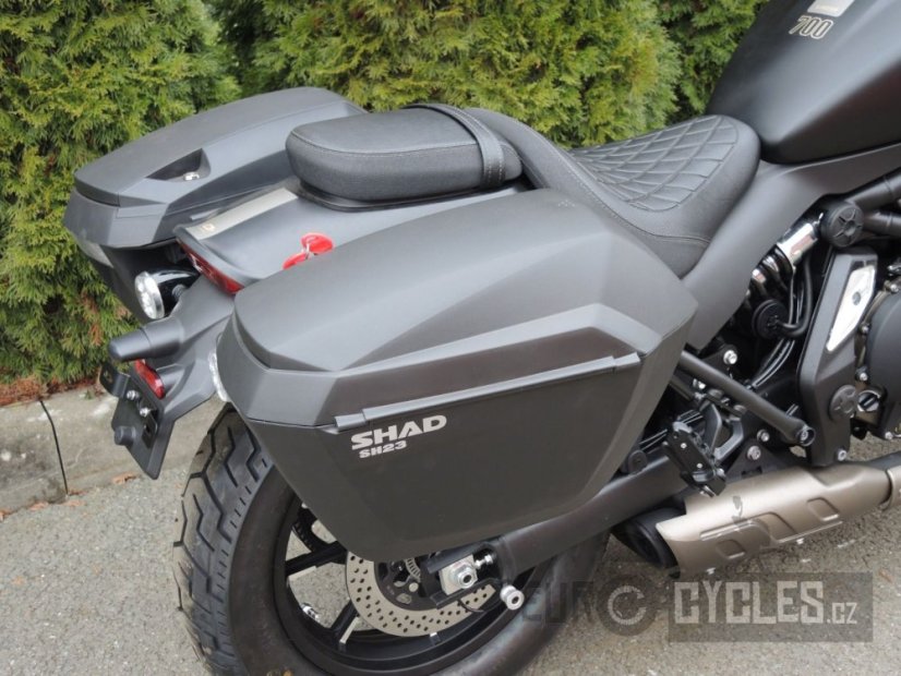 QJ-Motor - SRV 700