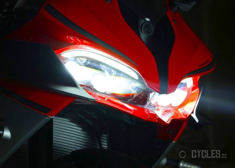 QJ-Motor SRK 921 RR