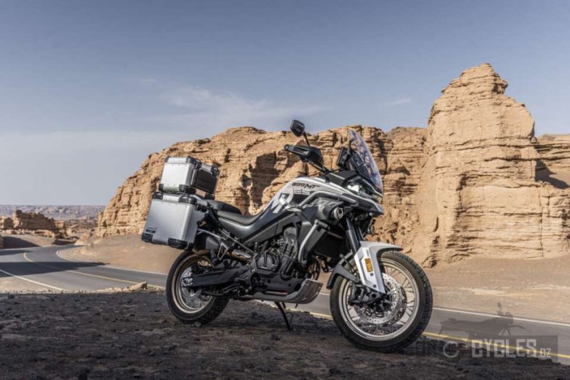 CFMOTO 800MT Explore ES