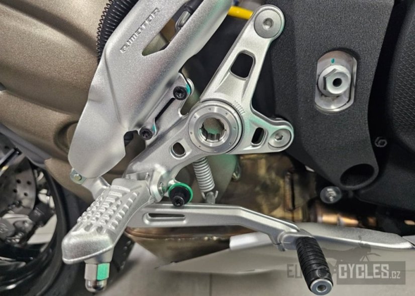QJ-Motor - SRK 921 RR