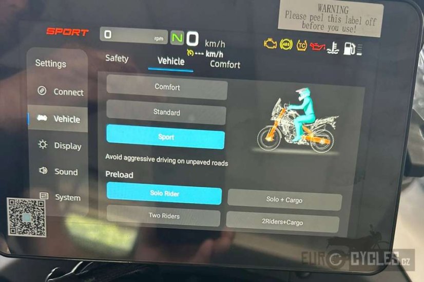 CFMOTO 800MT Explore ES