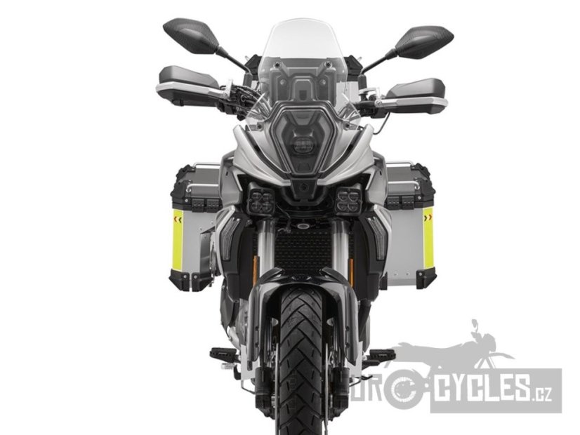 QJ-Motor - SRT 600 SX + KUFRY ZDARMA