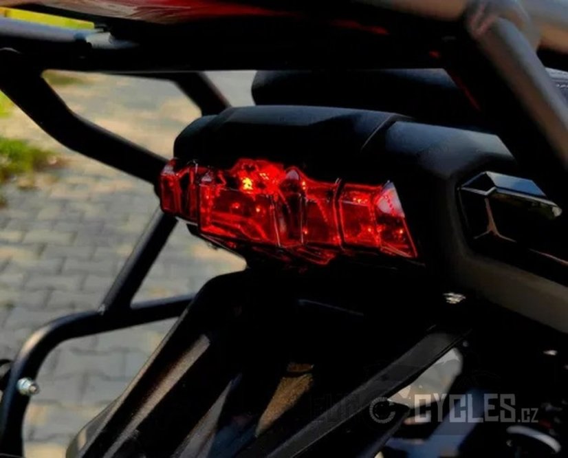QJ-Motor - SRT 600 SX + KUFRY ZDARMA