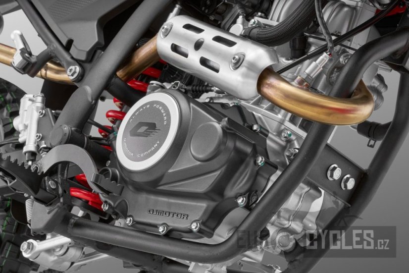 QJ-Motor  SRT 125 DX